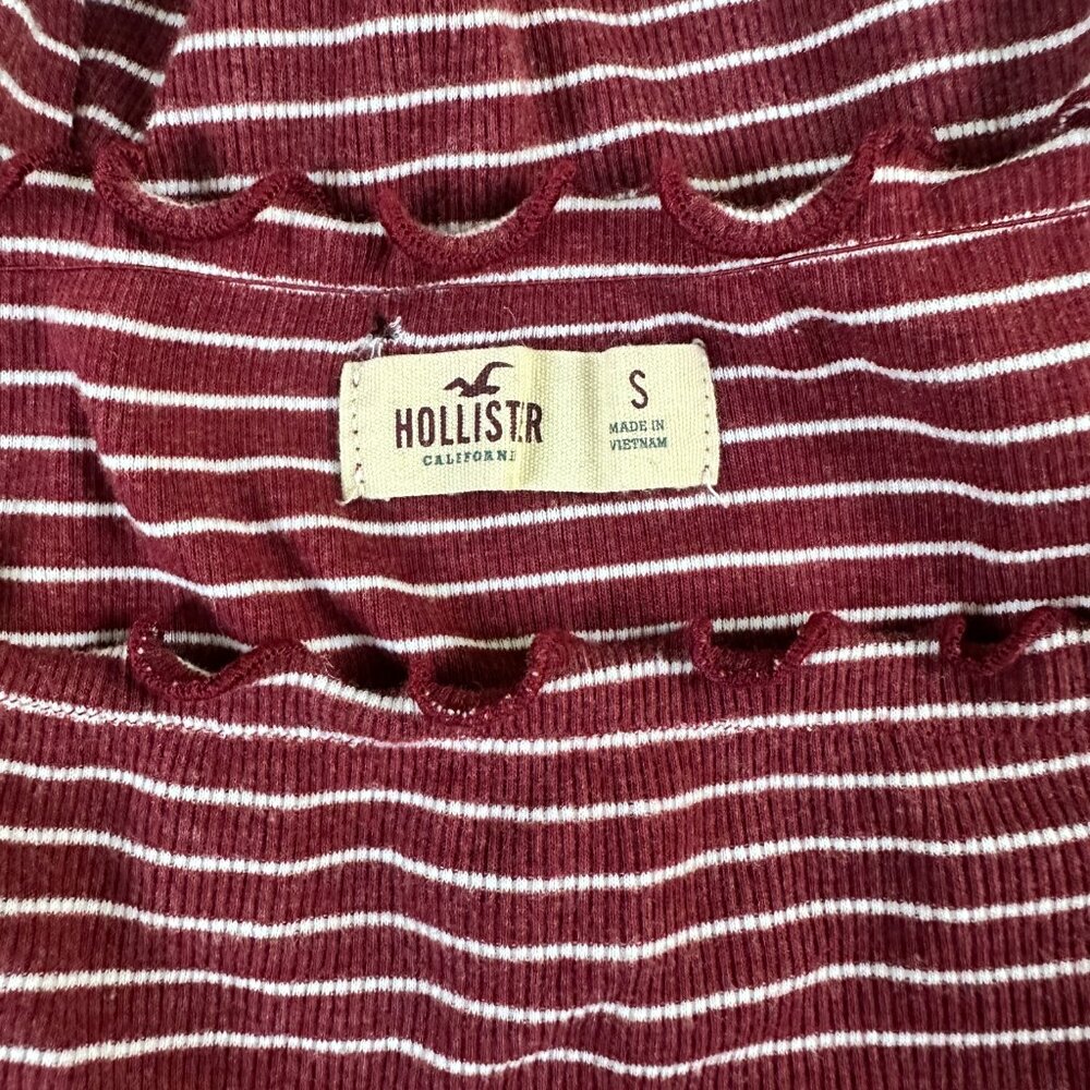 Hollister Ribbed Lettuce Hem Crop Top Burgundy Stripe Off Shoulder Y2K Small - Picture 8 of 8